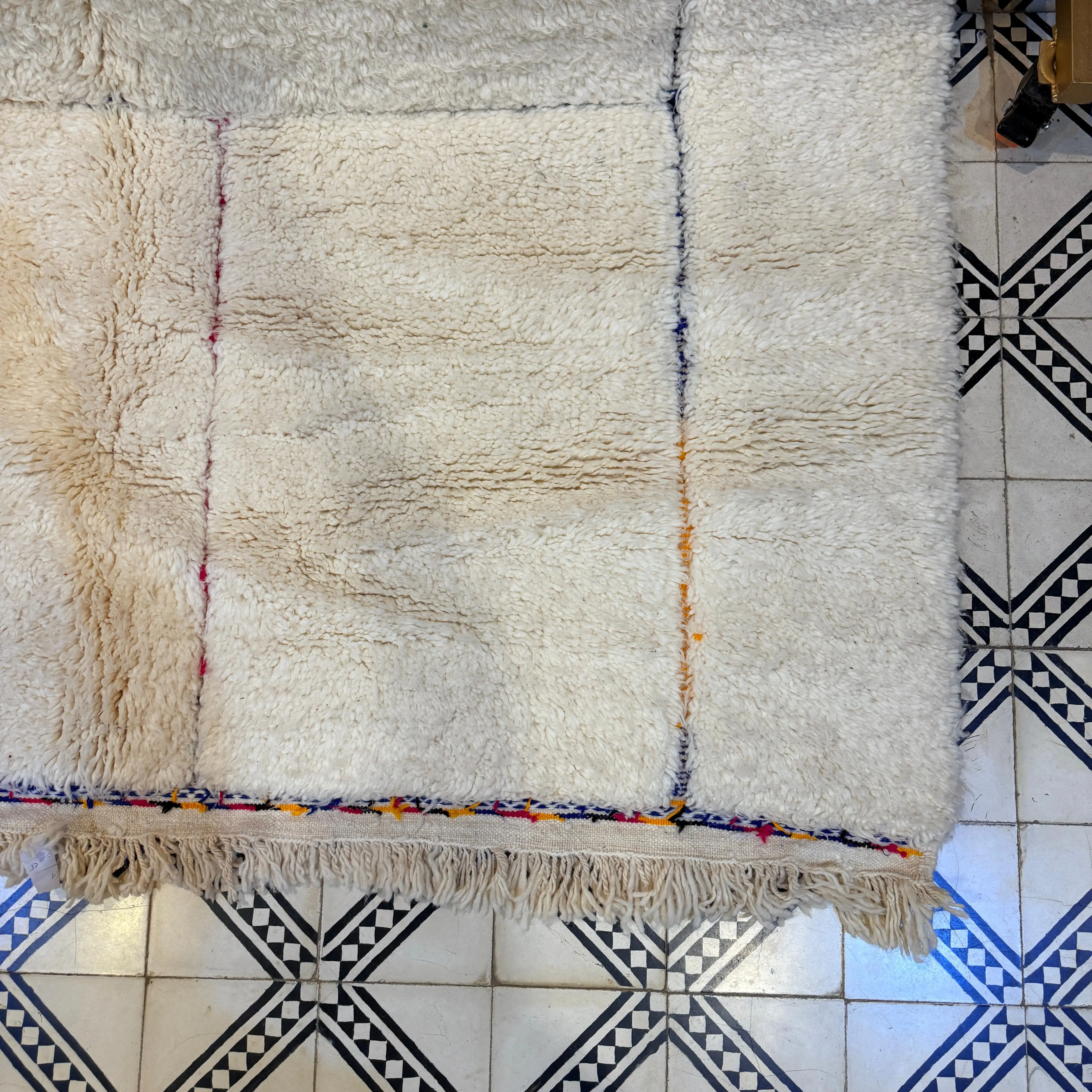 Luxury Moroccan rug – Mrirt Berber rug – 300 x 200 cm