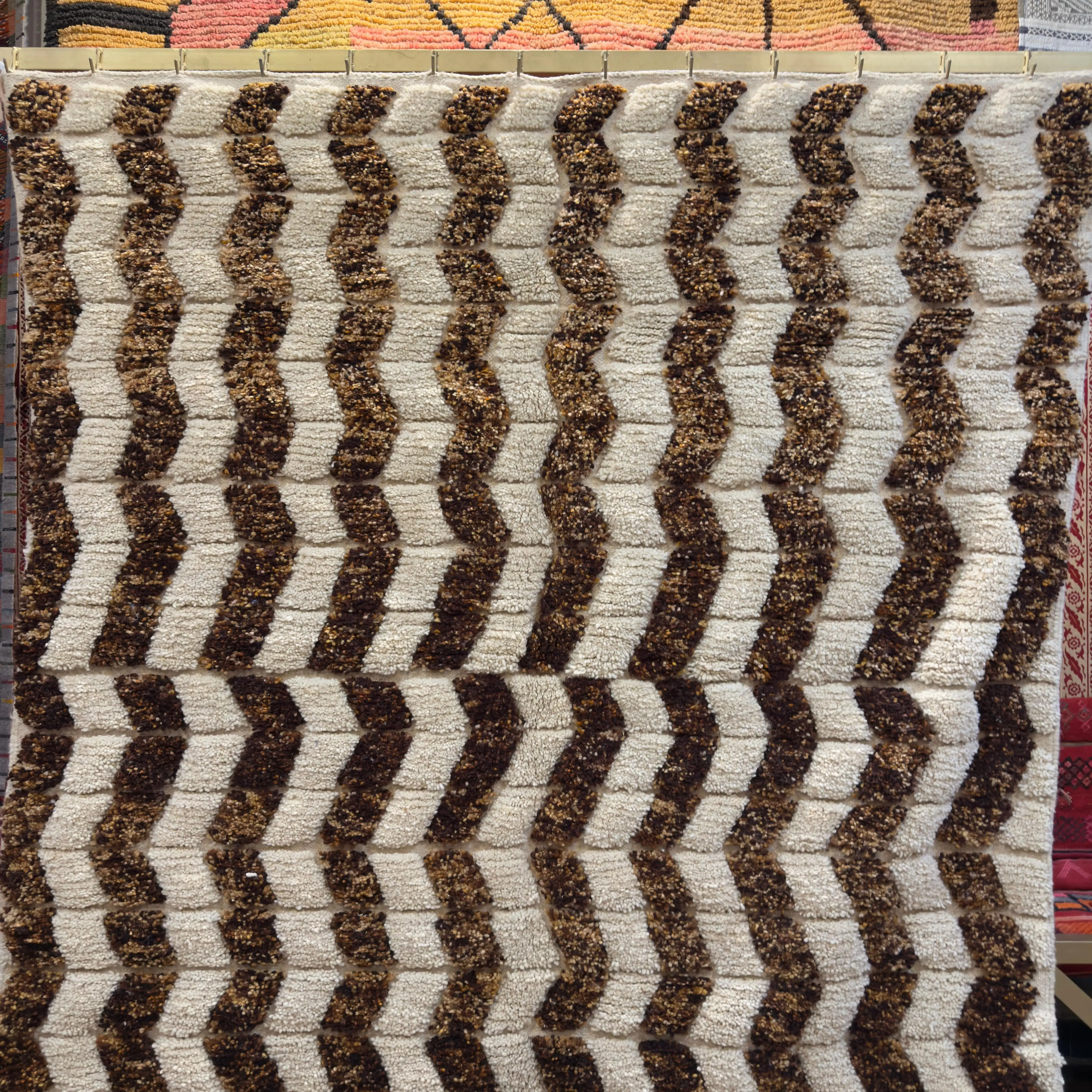 Hand-Knotted Boujaad Rug – 300 x 180 cm | White & Brown Vertical Geometric Design by Fatima