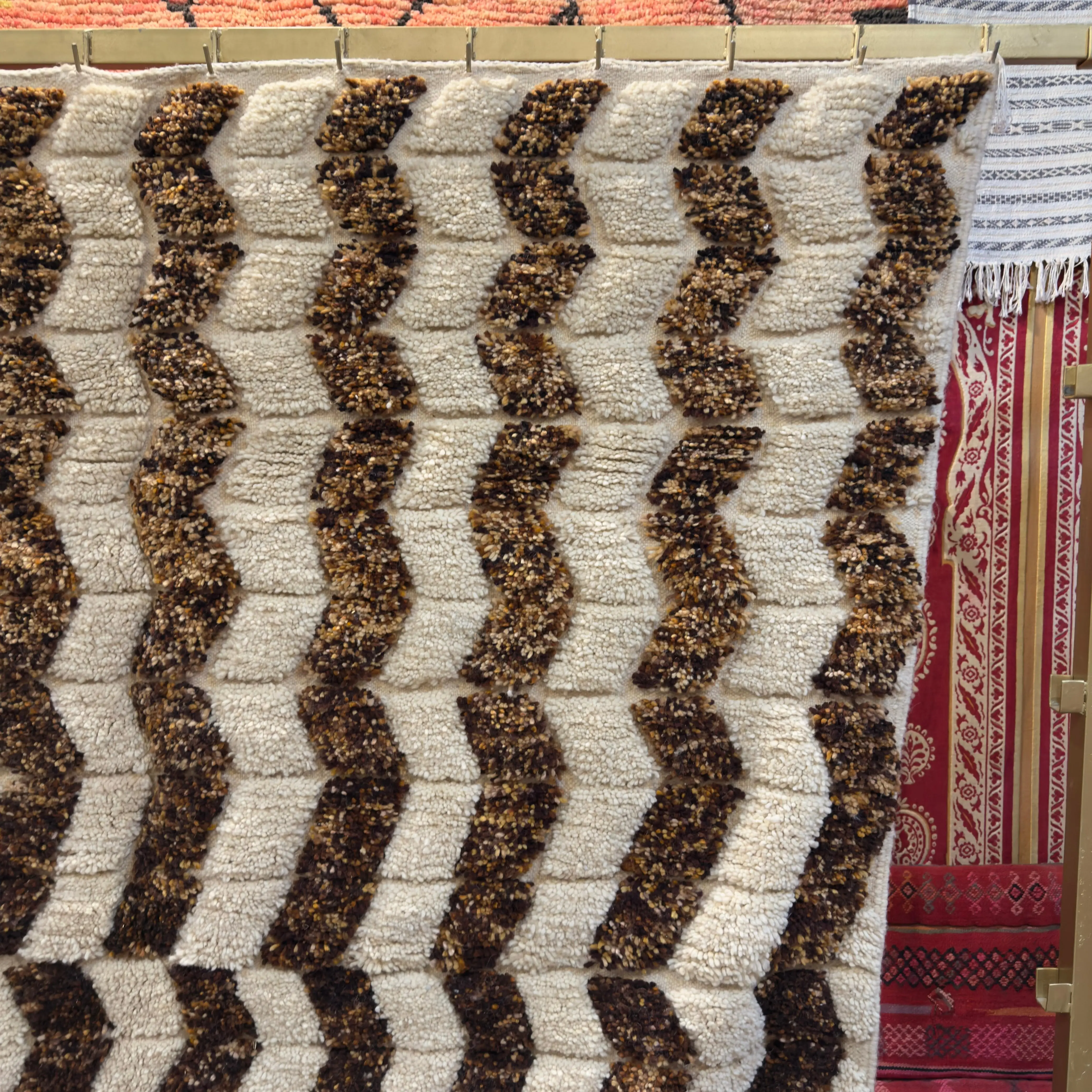 Hand-Knotted Boujaad Rug – 300 x 180 cm | White & Brown Vertical Geometric Design by Fatima