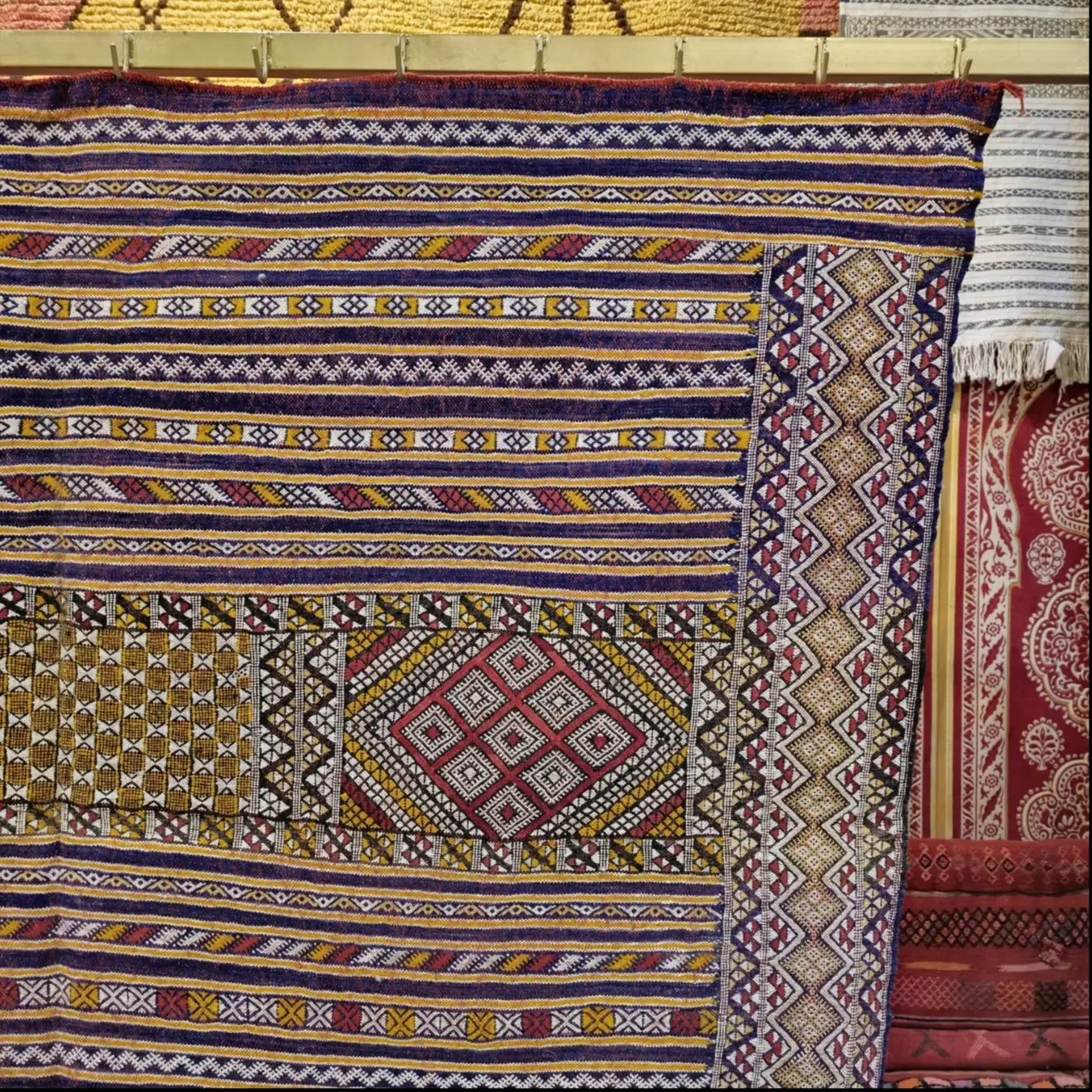 Vintage Kilim Rug | Handmade Moroccan Flatweave Carpet | Traditional Wool Berber Rug
