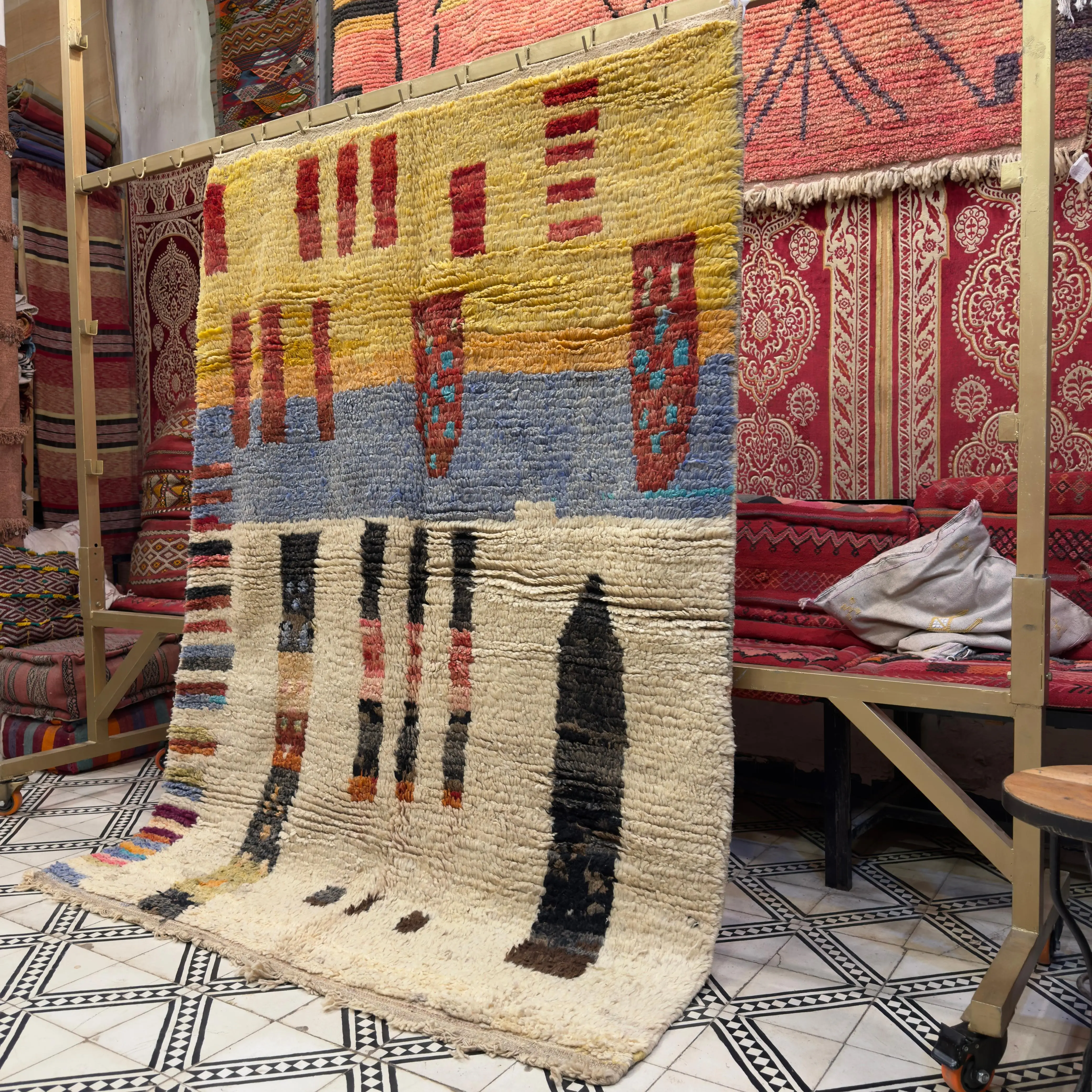 Authentic Beni Ourain Rug - Unique Handcrafted Piece with Berber Motifs