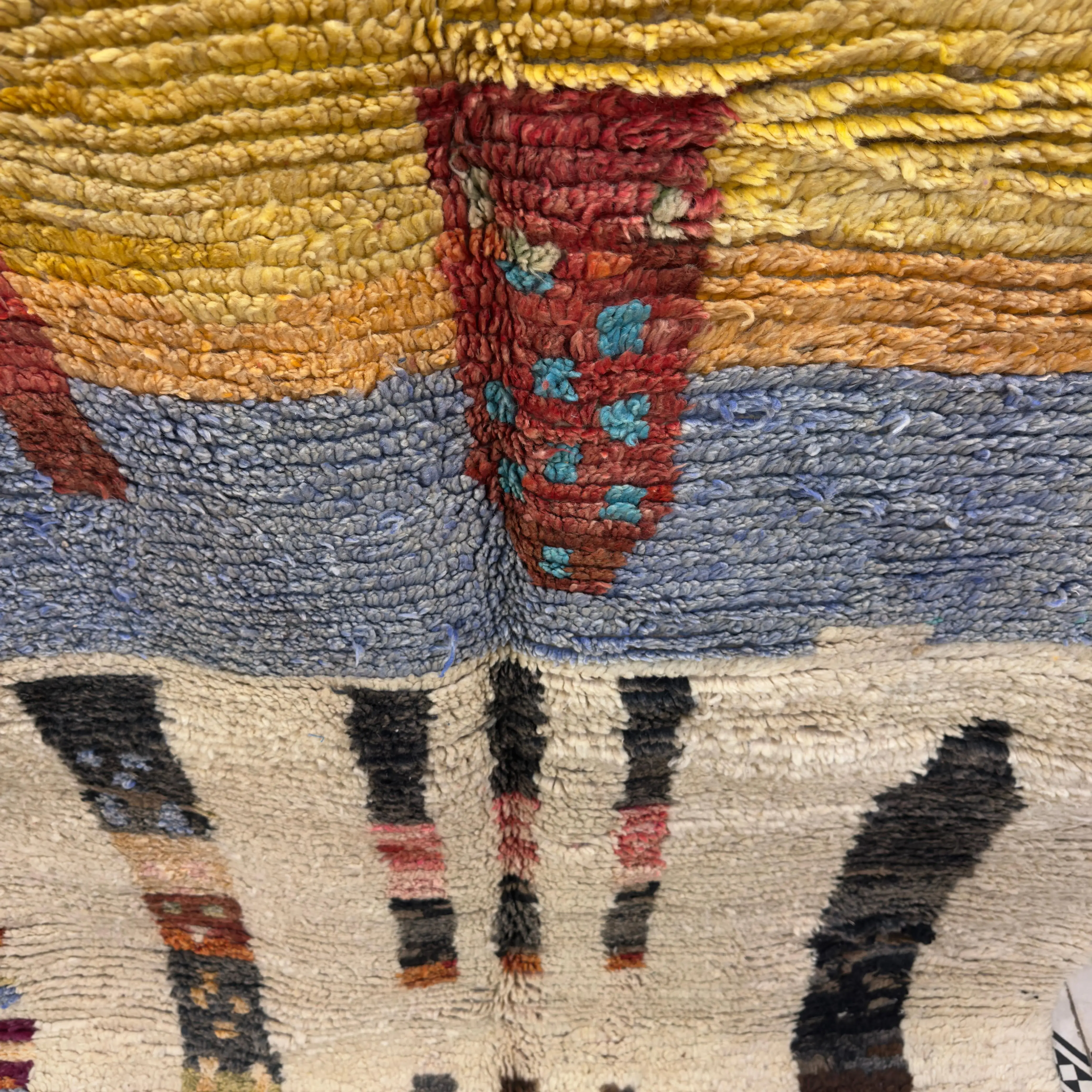 Authentic Beni Ourain Rug - Unique Handcrafted Piece with Berber Motifs