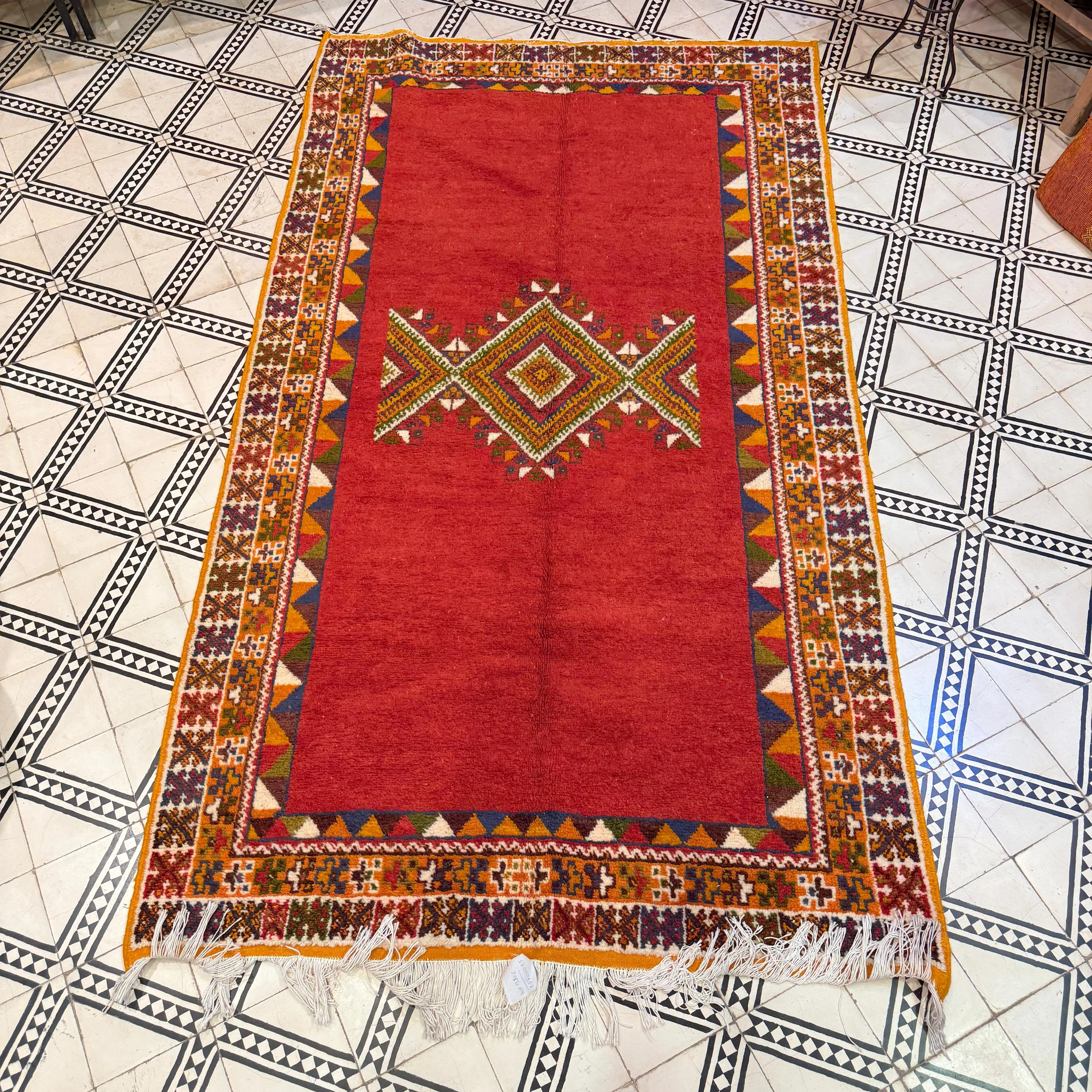 Vintage Hand-Knotted Berber Moroccan Rug – Ait Jakoub Jewish Tribal Carpet