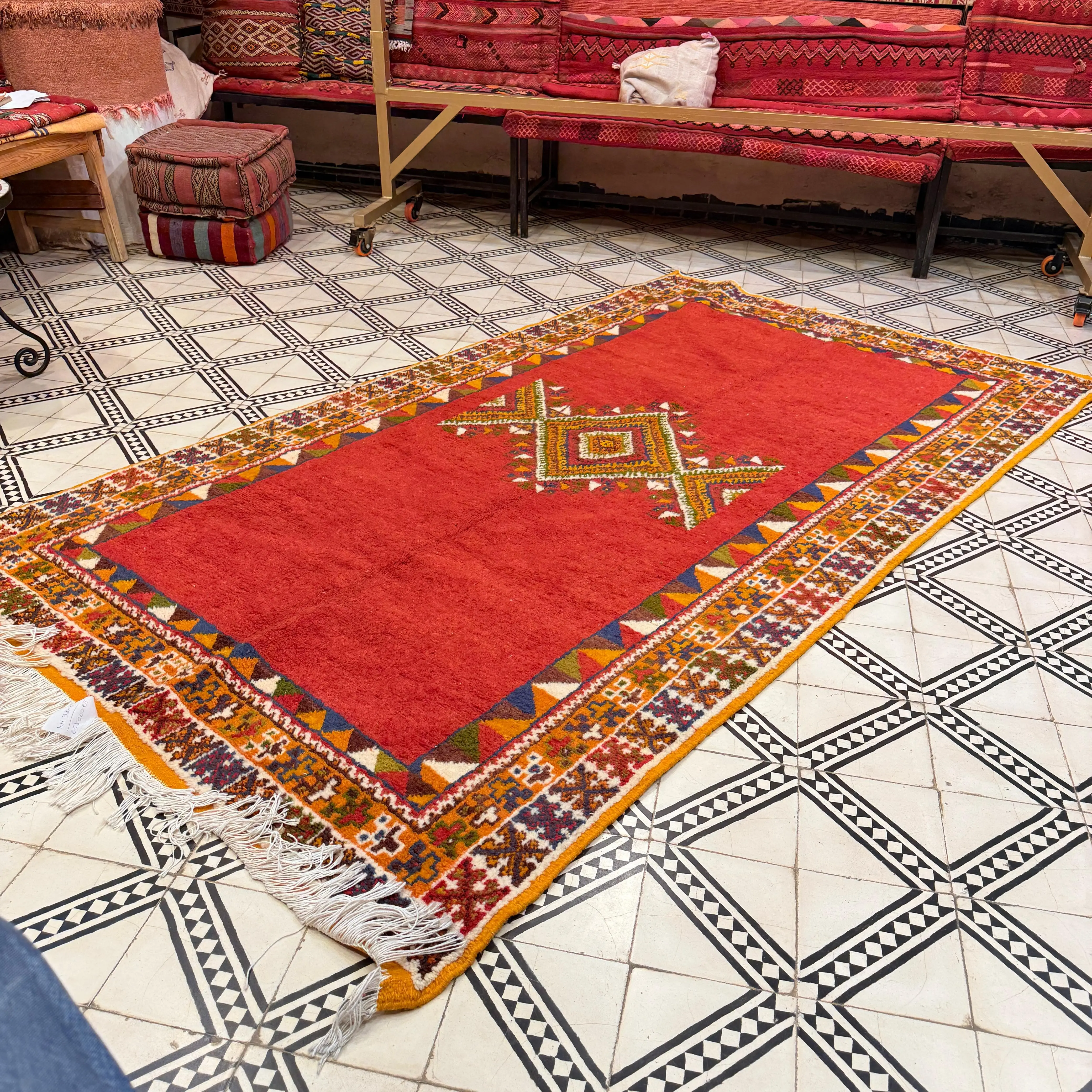 Vintage Hand-Knotted Berber Moroccan Rug – Ait Jakoub Jewish Tribal Carpet