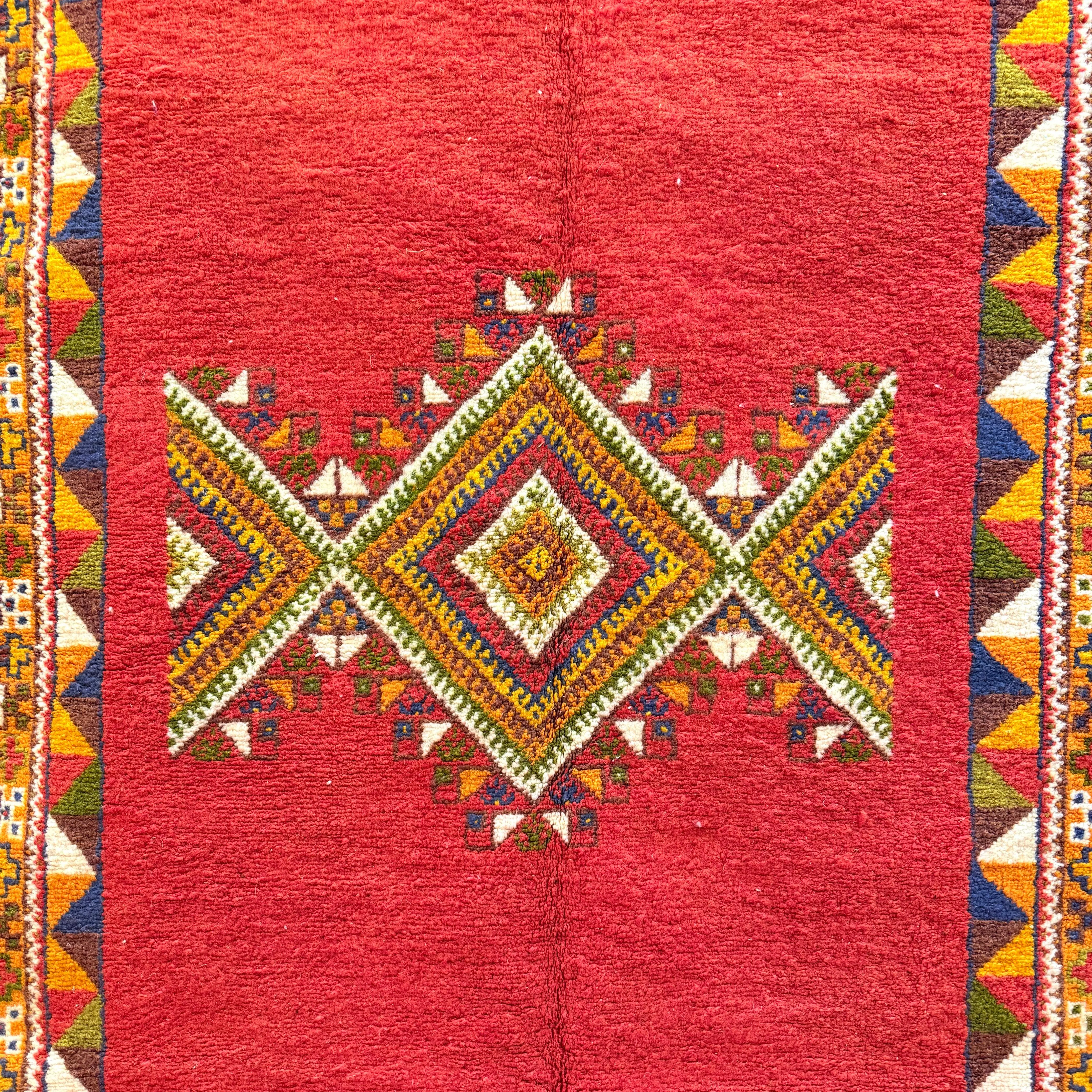 Vintage Hand-Knotted Berber Moroccan Rug – Ait Jakoub Jewish Tribal Carpet