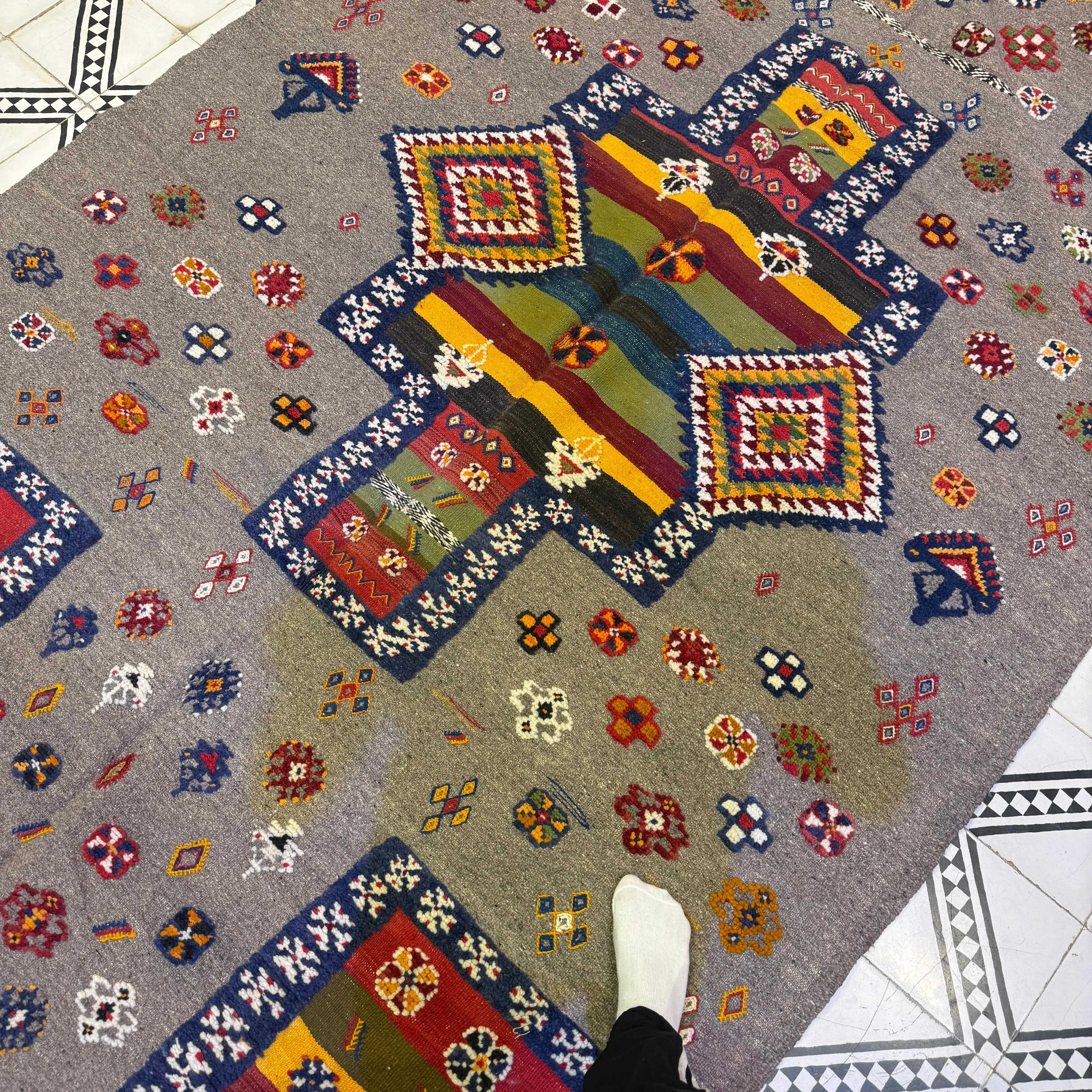 Custom Handmade Moroccan Rug | Unique Colorful Carpet | 3 Techniques – Weaving, Knotting & Embroidery