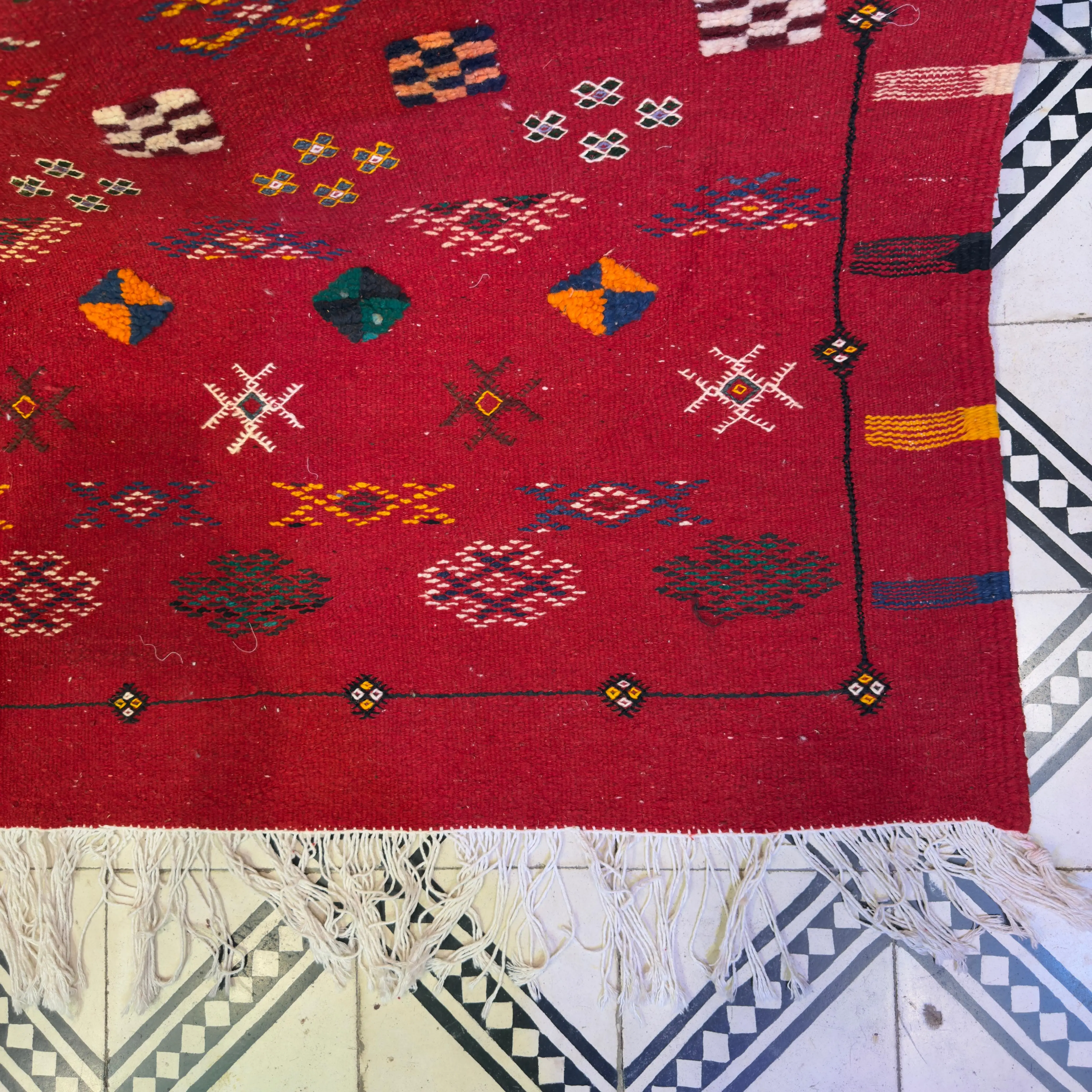 Berber Rugs Morocco Online | Authentic Moroccan Rugs | Berber Style Area Rug for Living Room