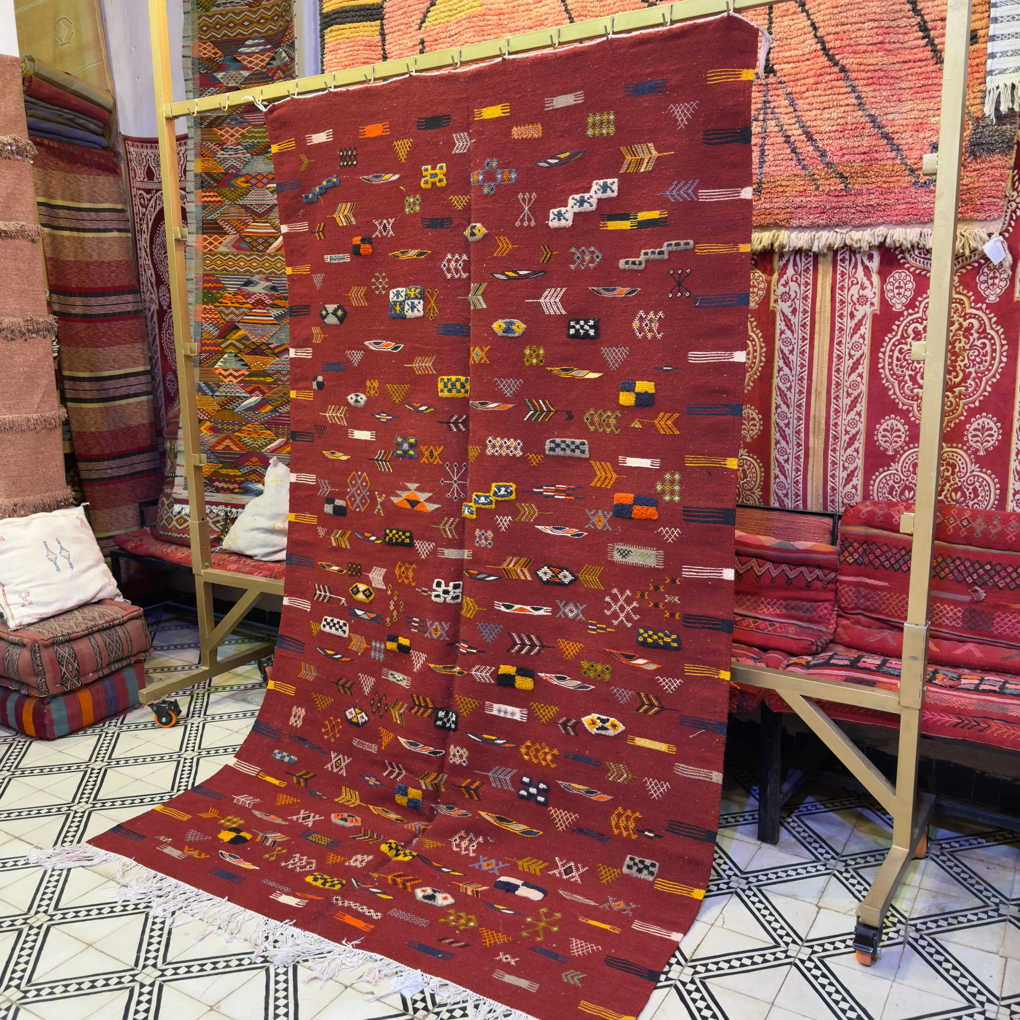 Authentic Berber Style Rug | Moroccan Wool Carpet | Handwoven Berber Rugs for Living Room
