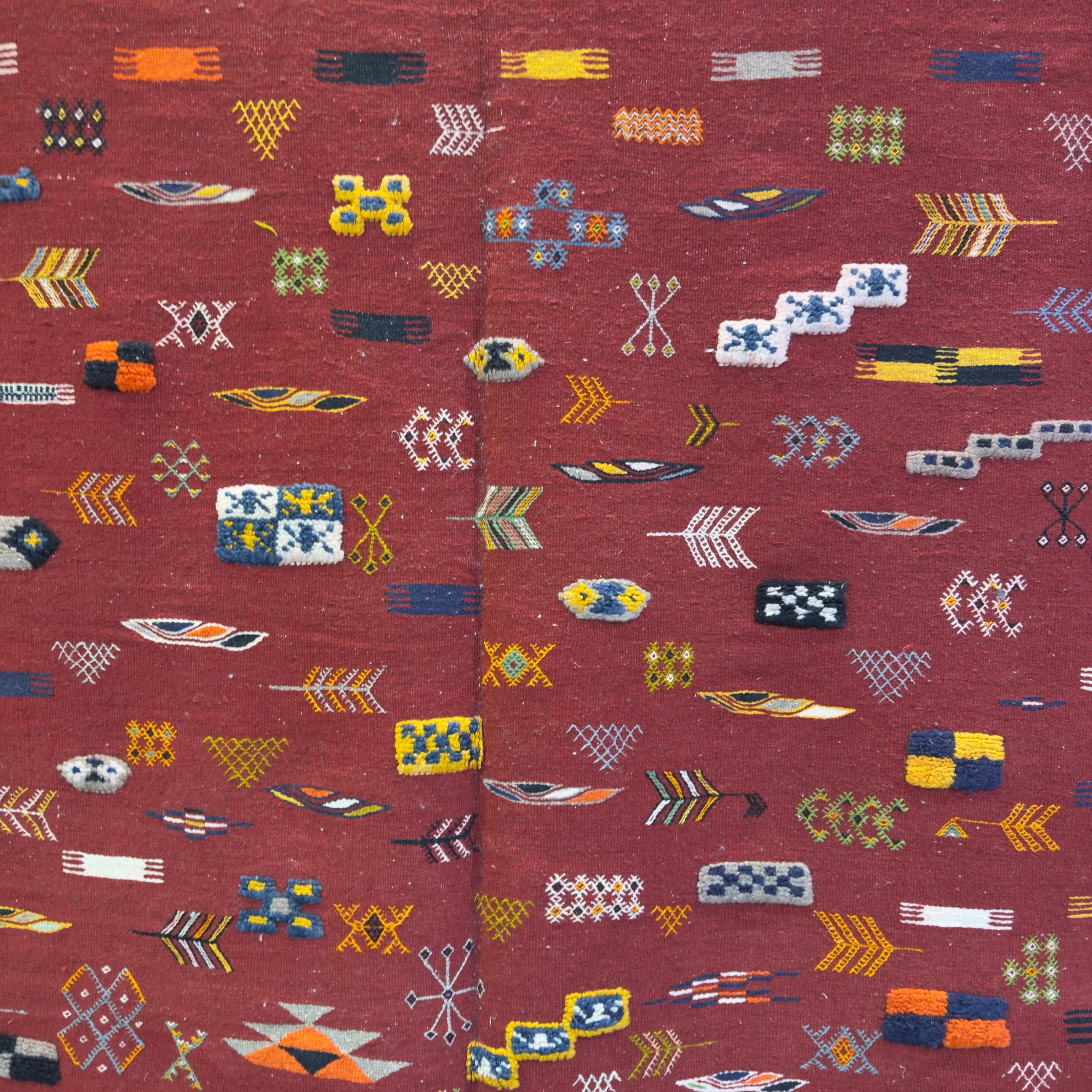Authentic Berber Style Rug | Moroccan Wool Carpet | Handwoven Berber Rugs for Living Room