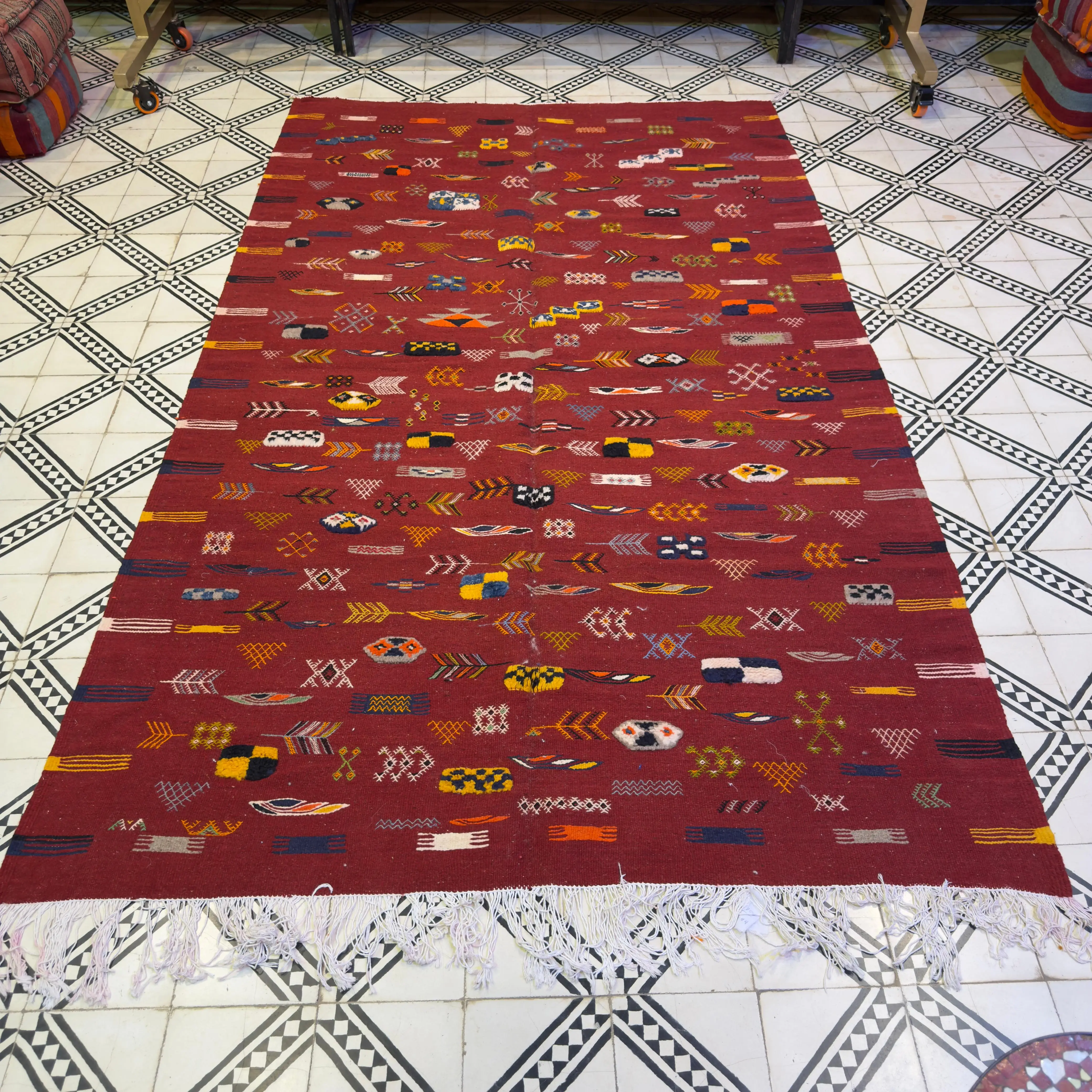 Authentic Berber Style Rug | Moroccan Wool Carpet | Handwoven Berber Rugs for Living Room