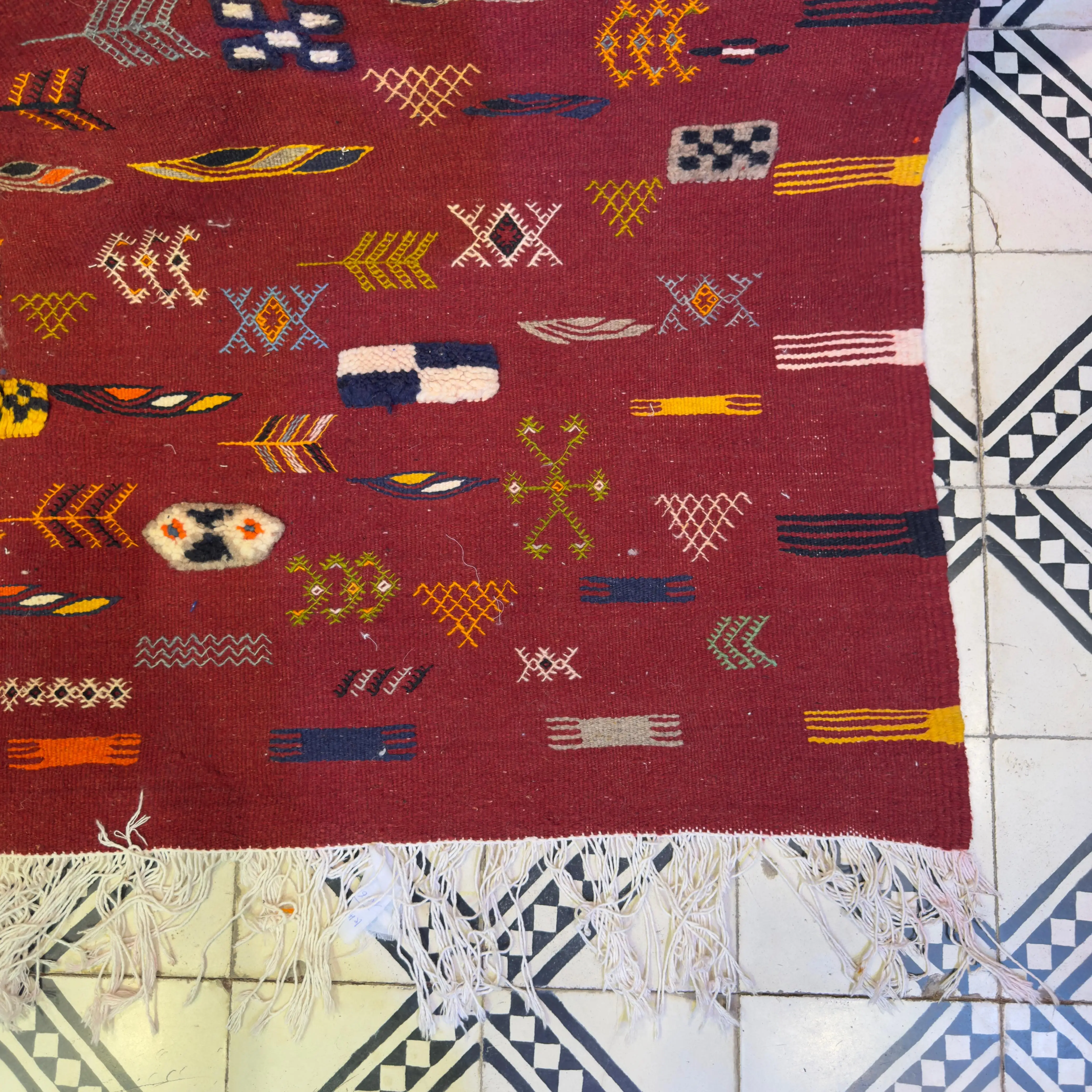 Authentic Berber Style Rug | Moroccan Wool Carpet | Handwoven Berber Rugs for Living Room