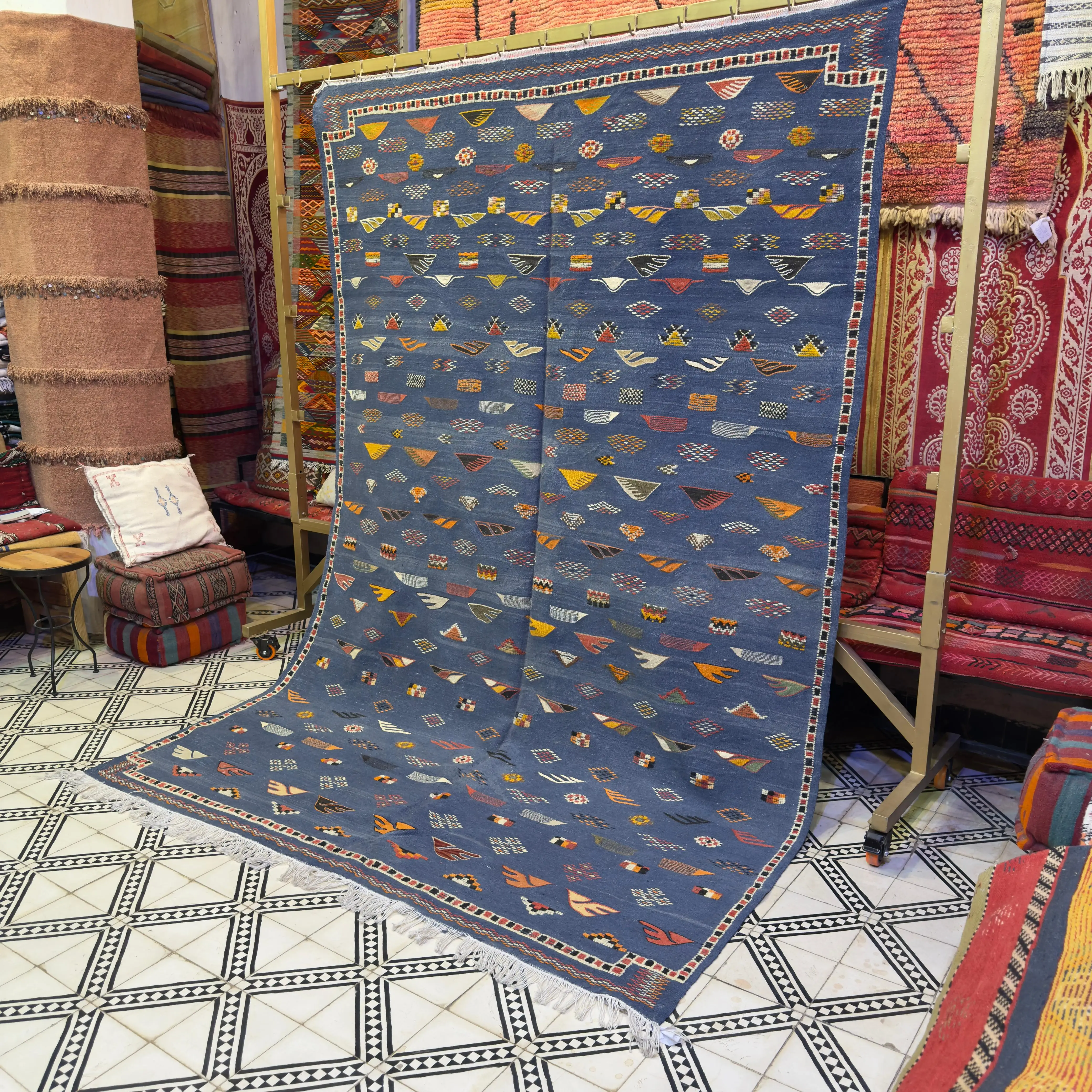 Authentic Moroccan Akhnif Tribal Rug | Handmade Wool Berber Carpet | Mixed Weaving Techniques for a Unique Design