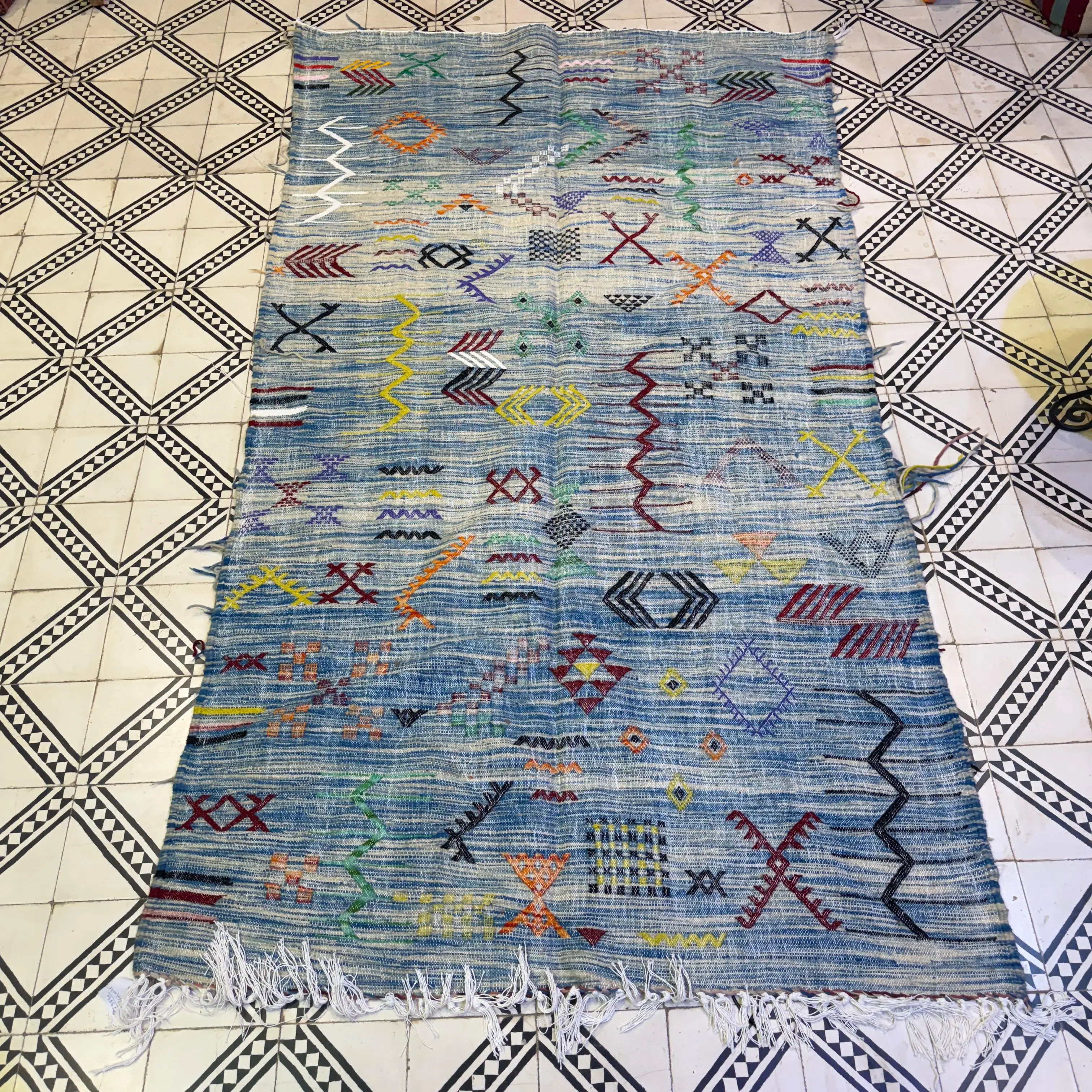 Moroccan Boujaad Berber Rug | Artisan Wool Carpet | Timeless Tribal Elegance