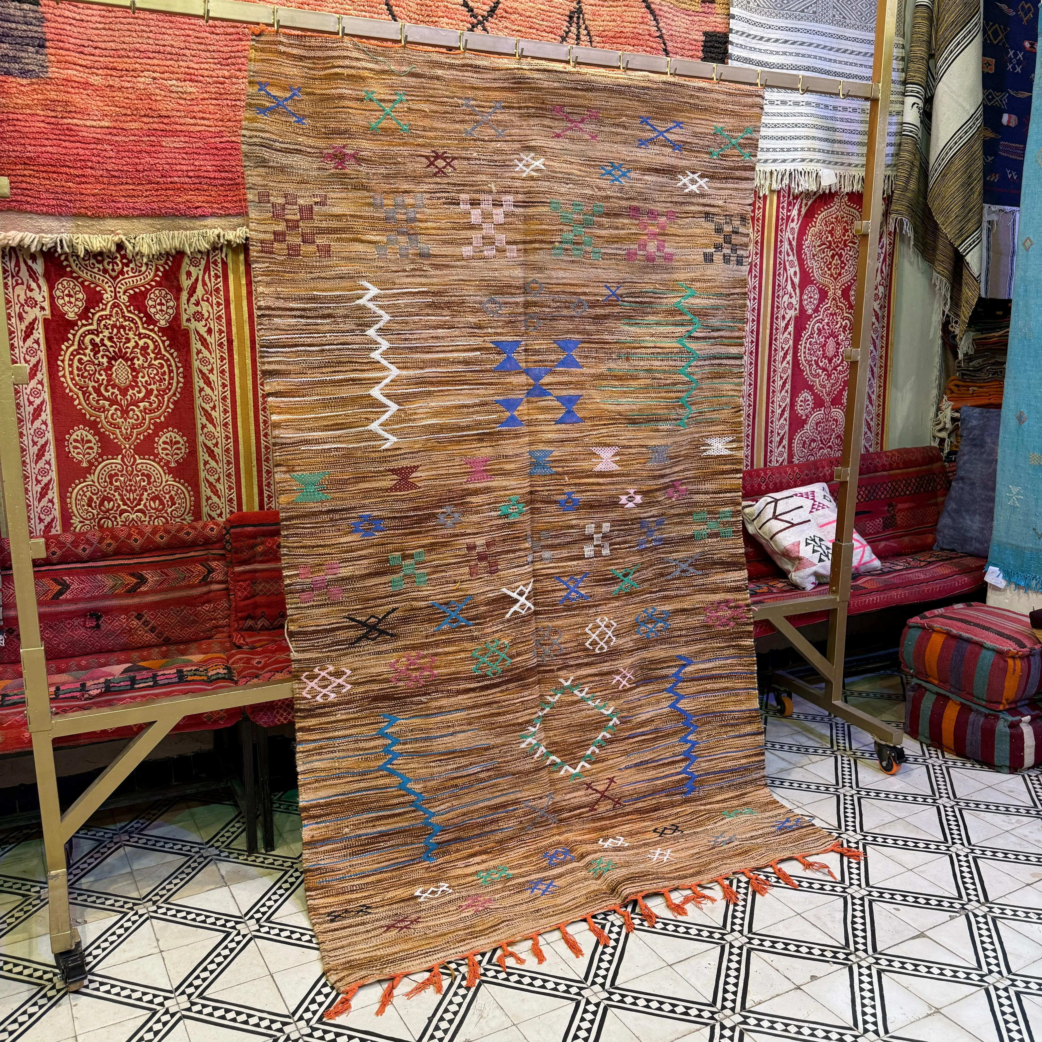 Colorful Living Room Rug | Vibrant Patterns | Perfect Home Accent