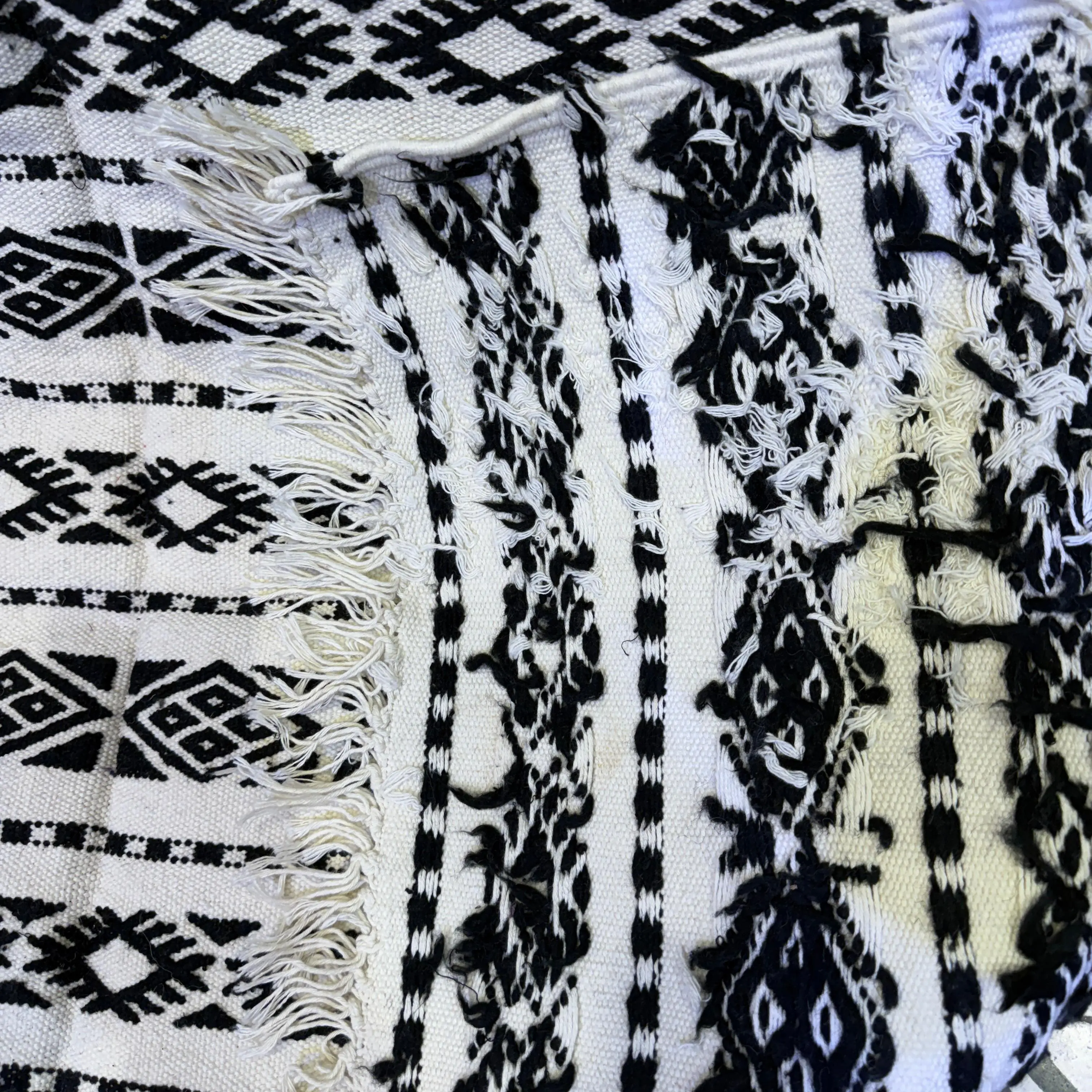 Vintage Kilim Rug | Custom Flatweave Kilim Carpet | Handwoven Moroccan Rug Design