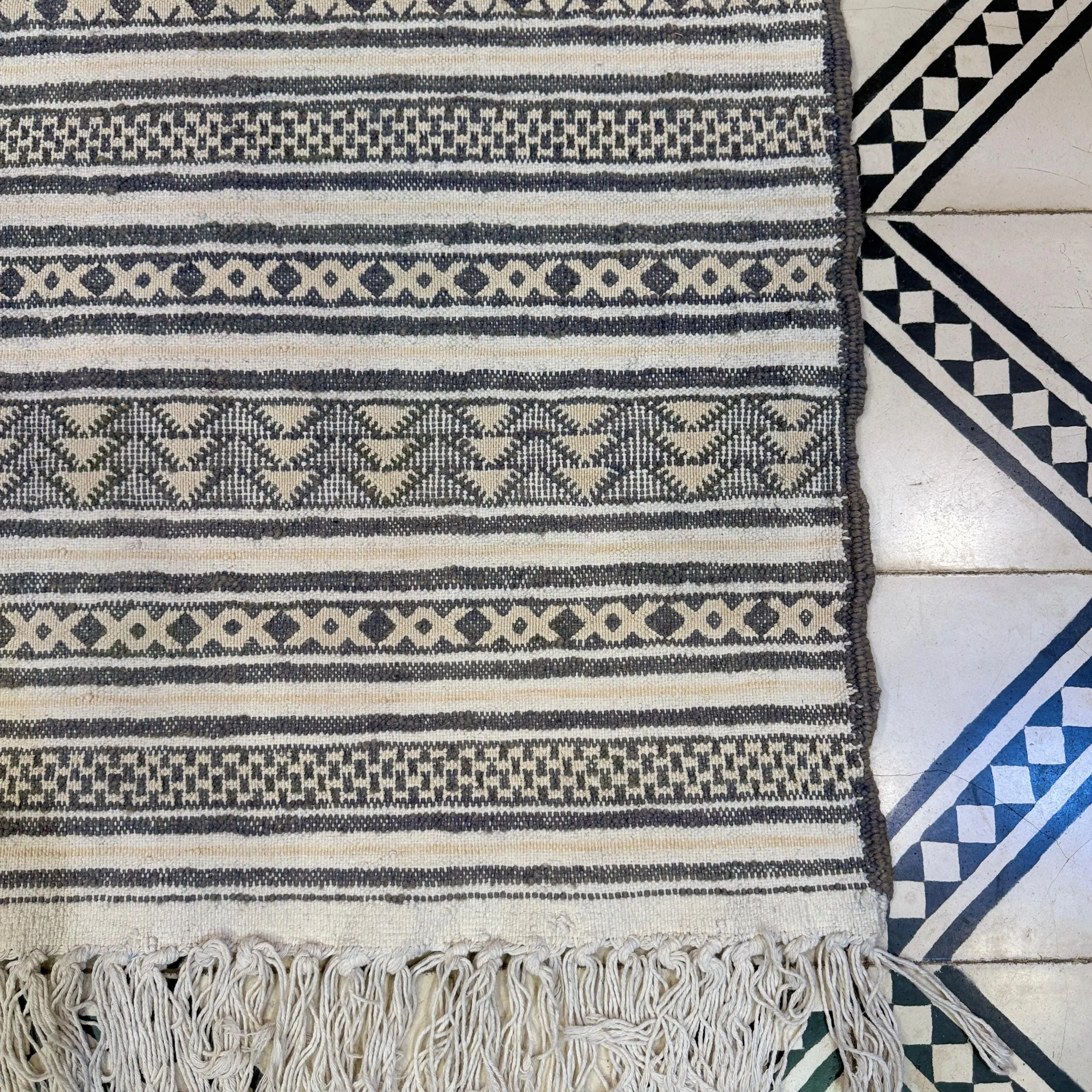 Vintage Wool Jute Kilim Rug | Handmade Kilim Dhurrie Runner | Wool & Jute Flatweave Carpet