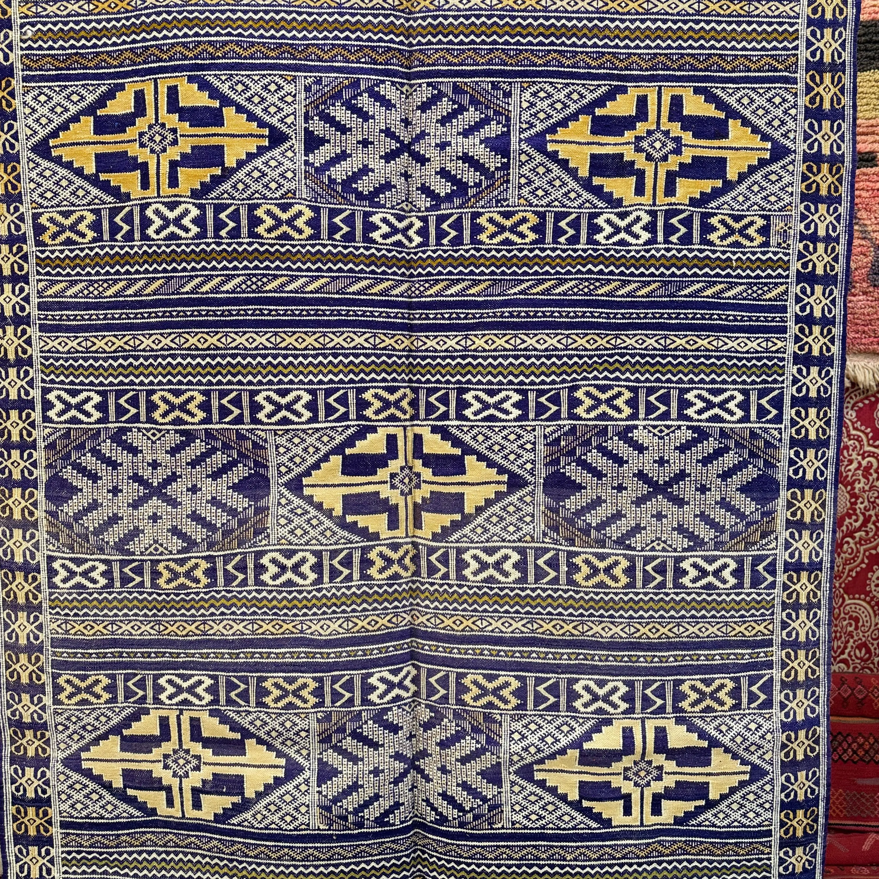 Vintage Handmade Kilim Rug | Area Wool Carpet for Living Room & Bedroom | Timeless Flatweave Style