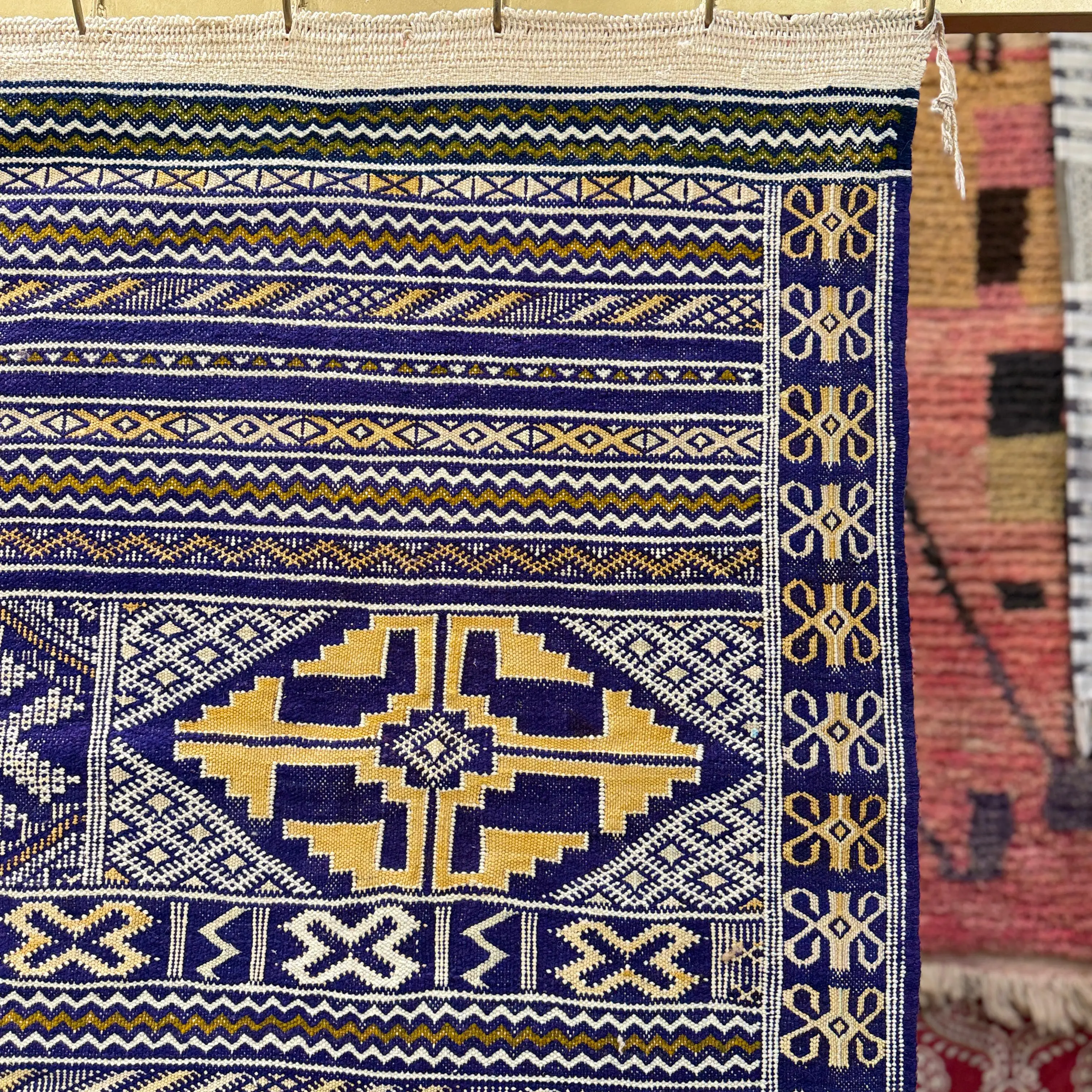 Vintage Handmade Kilim Rug | Area Wool Carpet for Living Room & Bedroom | Timeless Flatweave Style