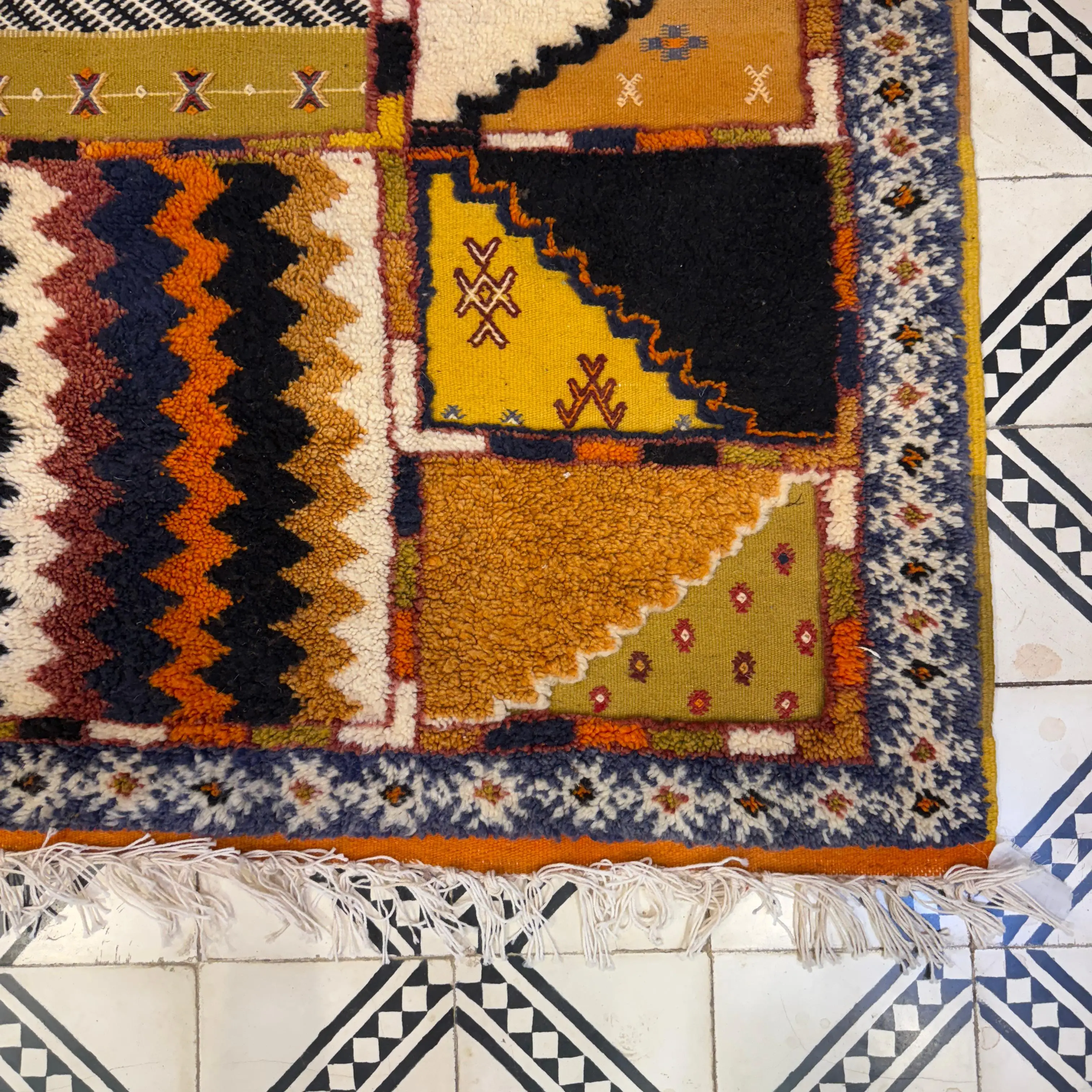 Gorgeous Moroccan Kilim | Multi-Color Berber Rug 300x200 cm | Interior Design Accent