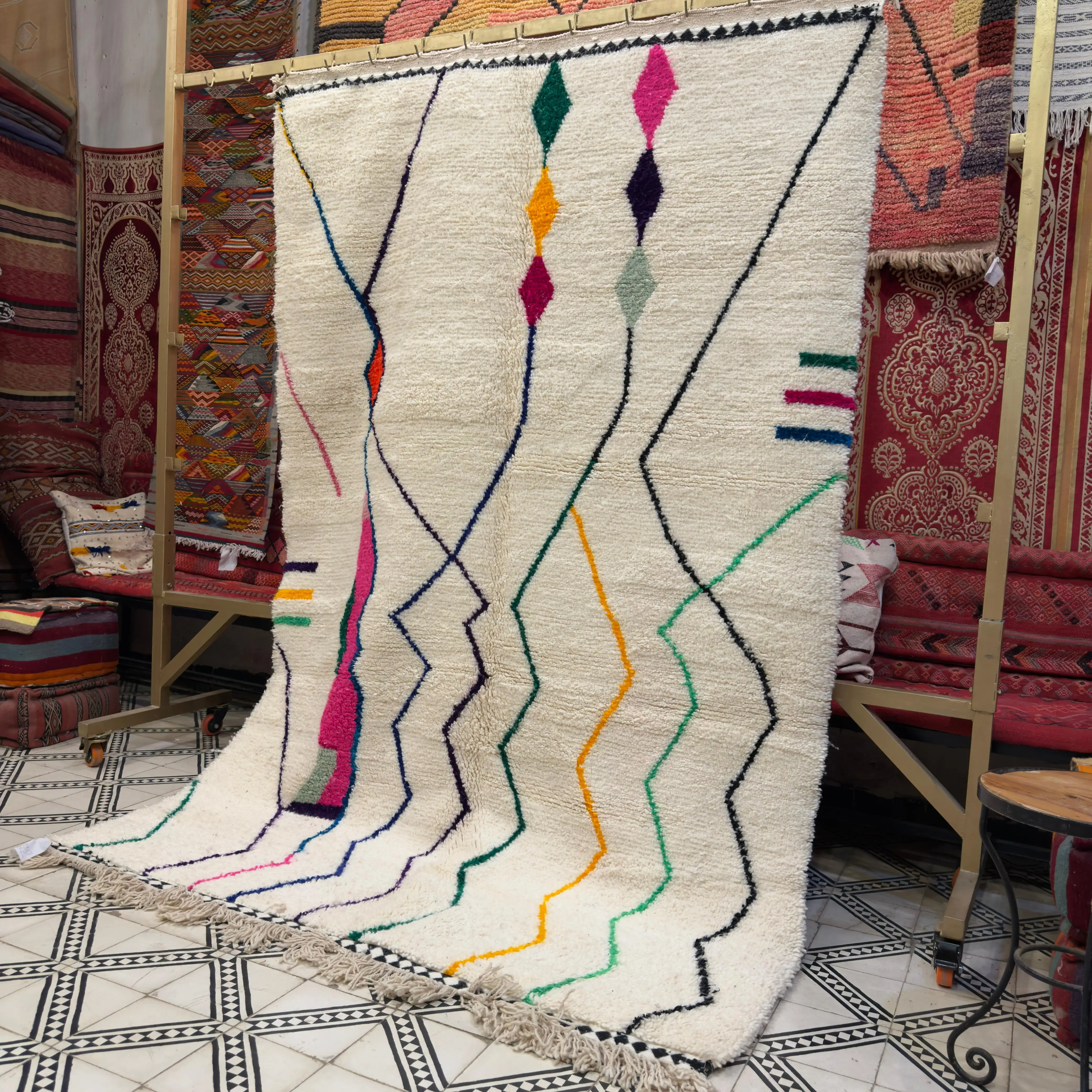 Modern Rug – Knotted Boujaad Area Rug, Contemporary Rugs and Carpets for Living Room
