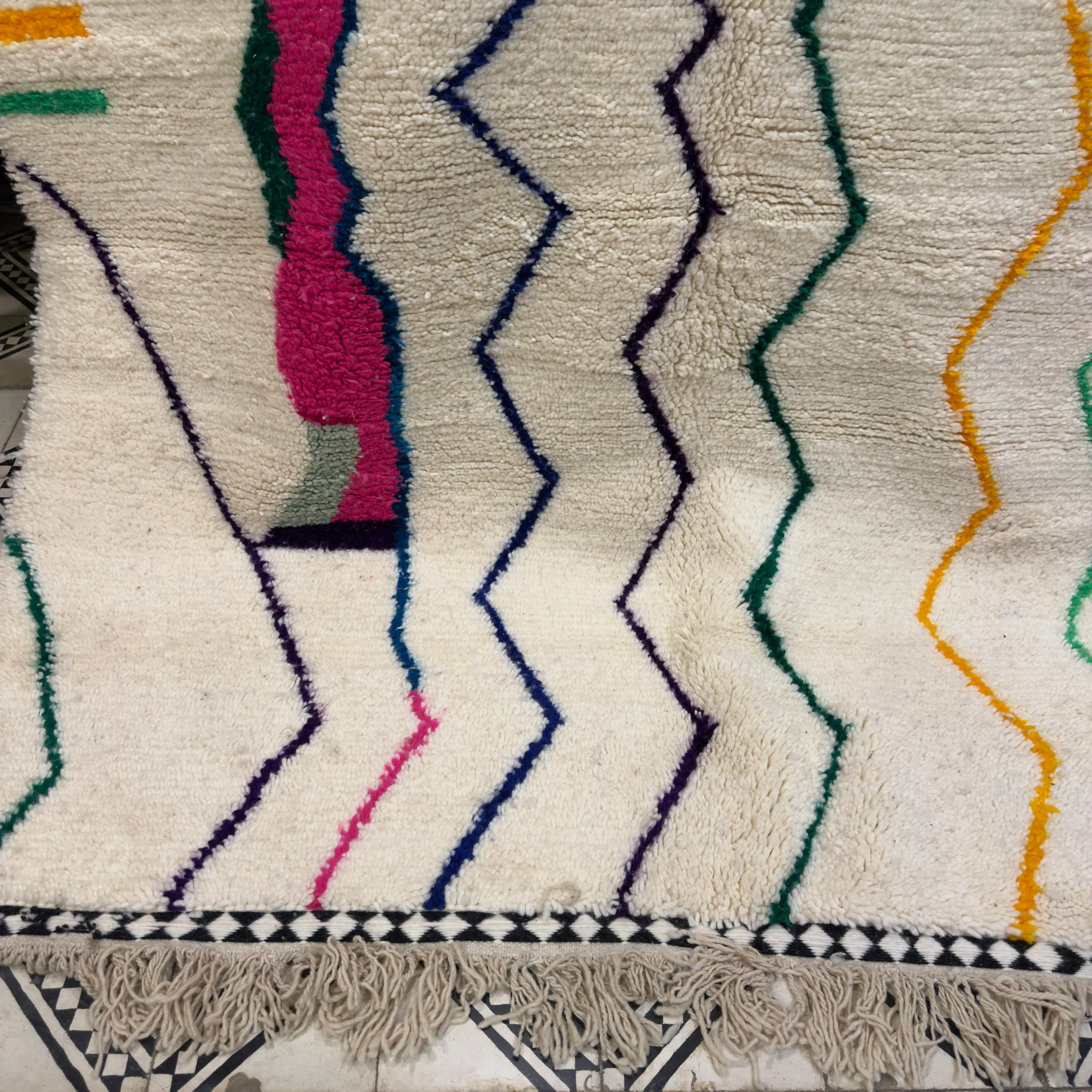 Modern Rug – Knotted Boujaad Area Rug, Contemporary Rugs and Carpets for Living Room