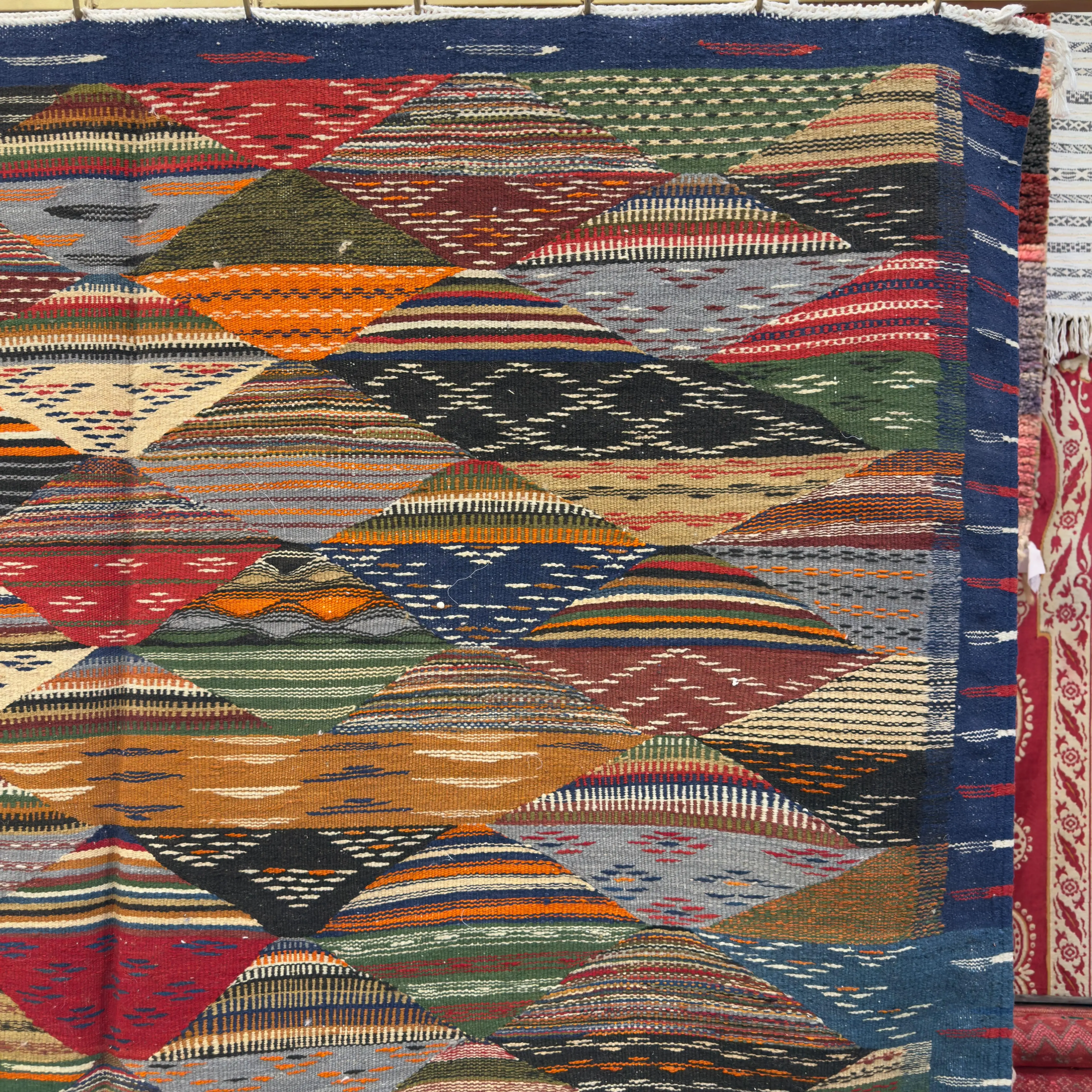 Authentic Berber Kilim – Handmade Moroccan Rug in Natural Agave Silk | Picasso Kilim by Marocartisan - 250/160CM / 98.4 x 63 inches