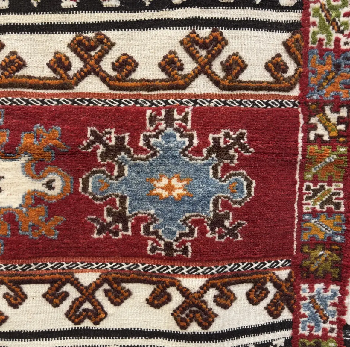 High Atlas Berber Kilim – Extra Large Handmade Carpet with Tribal Patterns - 250/145CM / 98.4 x 57.1 inches