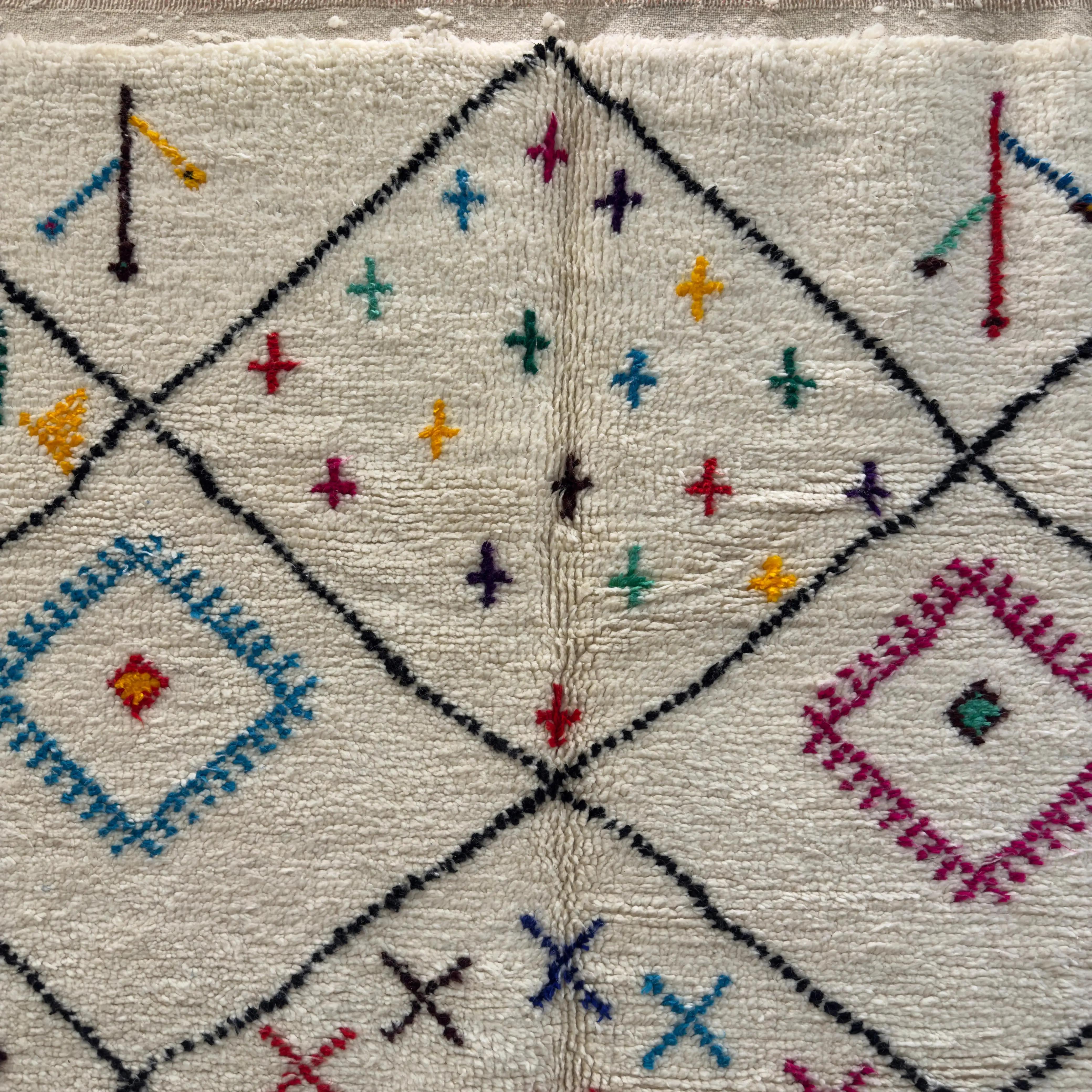 Large Colorful Azilal Berber Rug – Handwoven Moroccan Carpet - 310/210CM / 122.0 x 82.7 inches