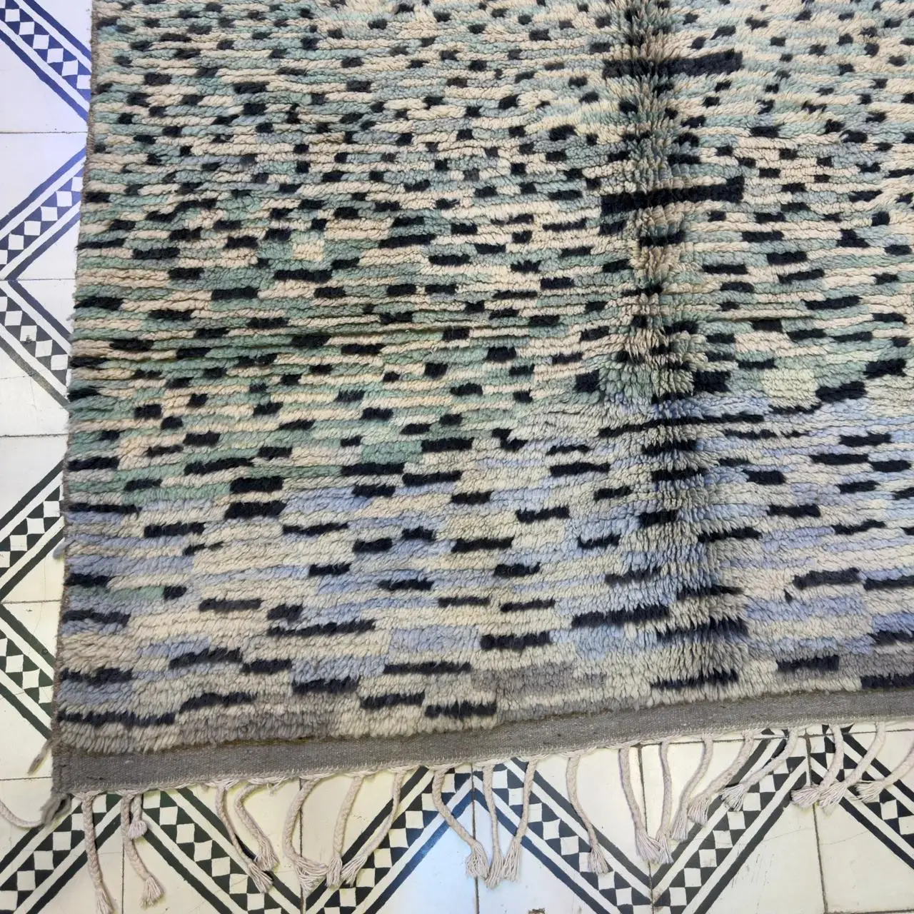 Hand-Knotted Moroccan Rug – Authentic Beni Ourain Berber Carpet from Morocco - 260/160CM/102.36 / 62.99 INCHES