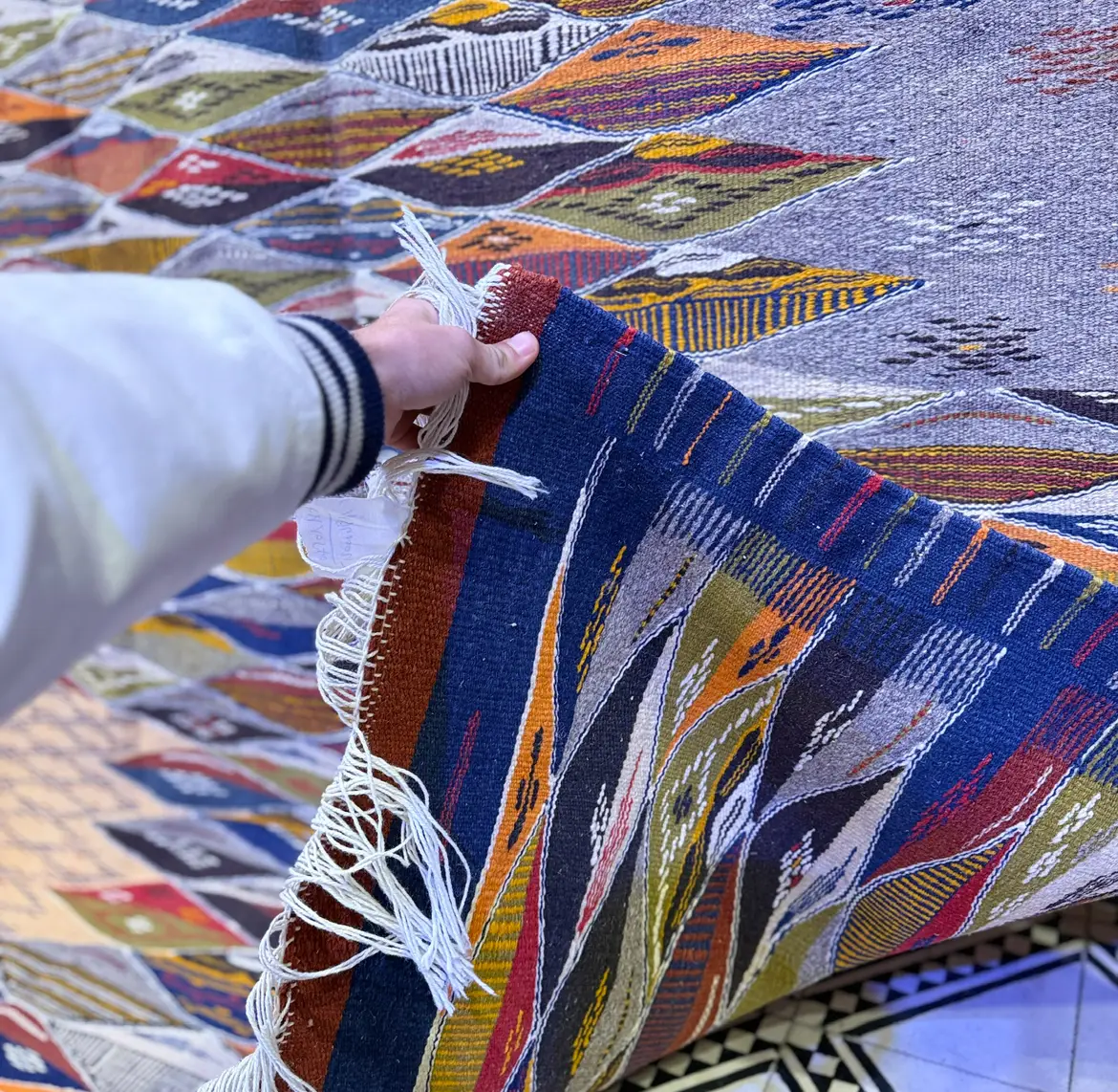 Colorful Picasso Rug | Authentic Berber Moroccan Kilim Handmade - 250 CM /156 CM / 8,2 × 5,1 ft