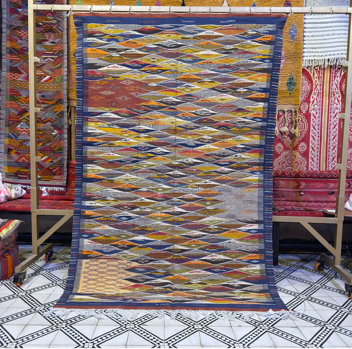 Colorful Picasso Rug | Authentic Berber Moroccan Kilim Handmade - 250 CM /156 CM / 8,2 × 5,1 ft